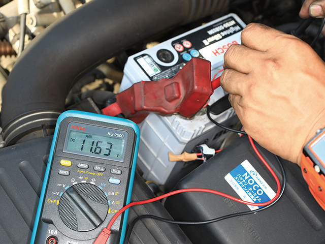 車の室内灯を消し忘れた際のバッテリーへの影響とは 車検や修理の情報満載グーネットピット