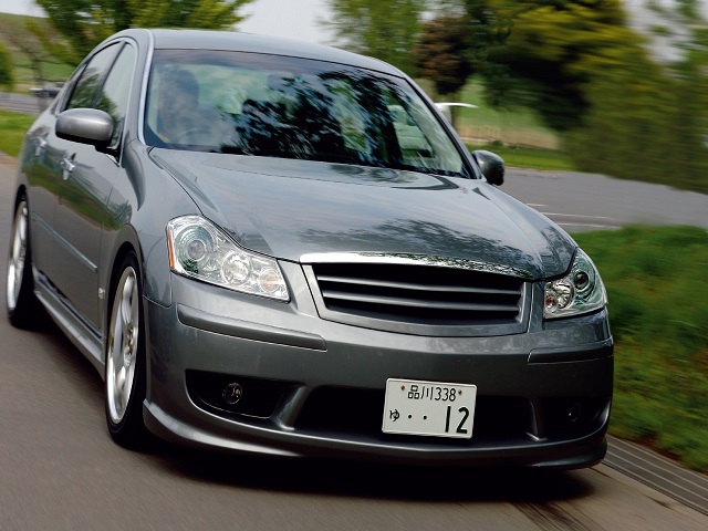 5.1L、V8、380psが吠える！レクサスGS450hのライバル出現！