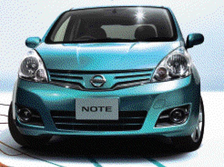 これが新型 横桟グリルになって「ヒゲ」っぽさはなくなったが、目(ライト)が大きくなって虫っぽくなってない?
