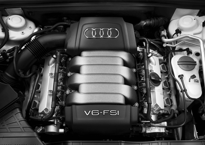 1.8TFSI（419万円）は160ps／25.5kgmの1.8L直4ターボ、3.2FSIクワトロ（645万円）は265ps／33.7kgmの3.2L V6を搭載
