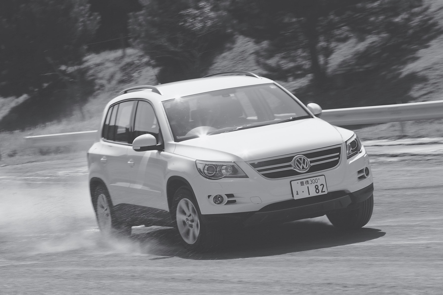 VWのコンパクトSUV！！　日本車相手に売れるのか？　VWティグアン