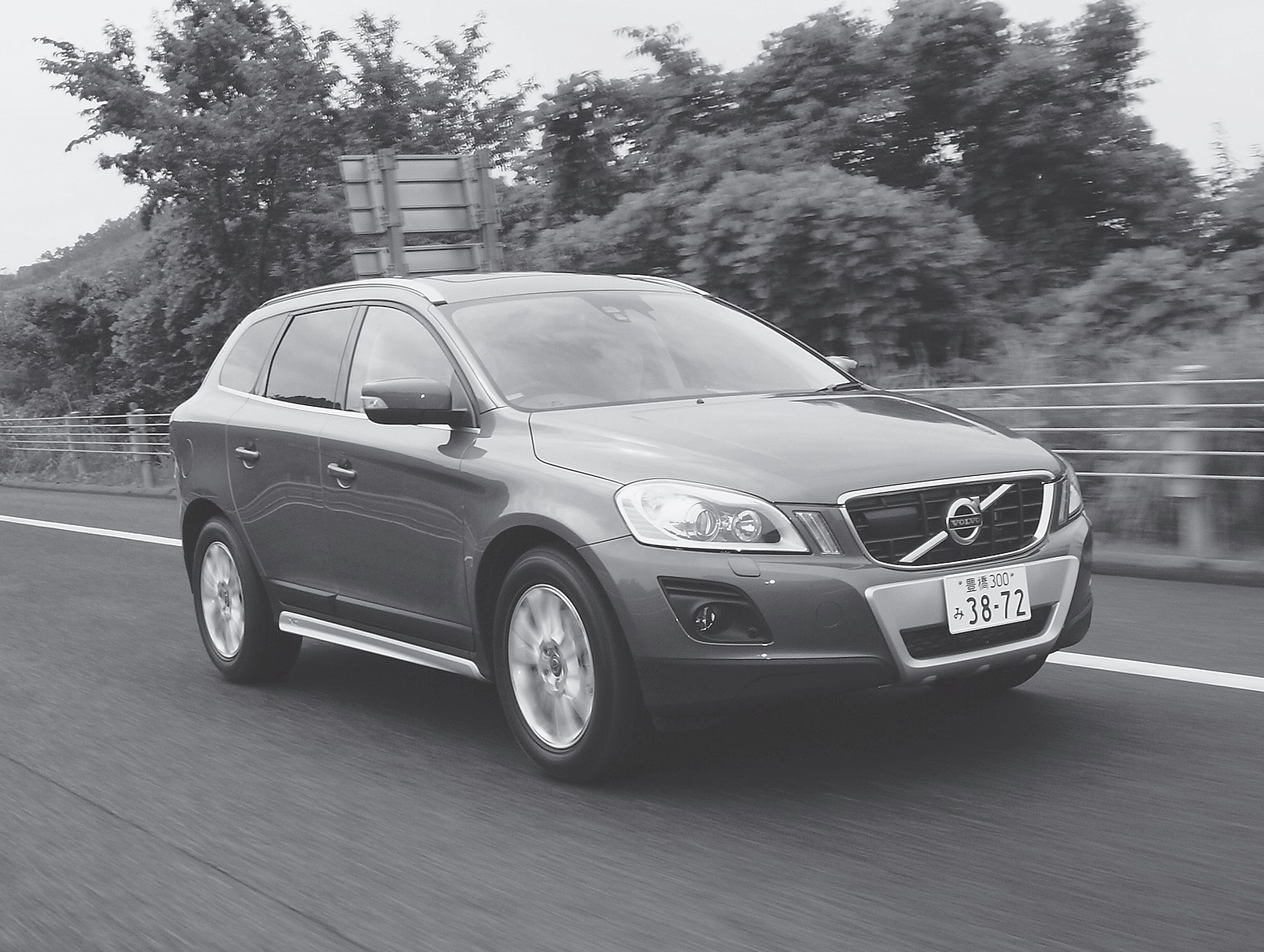 ボルボXC60「スポーティな走りとスタイリッシュなデザインがライバルたちに対するアドバンテージ」