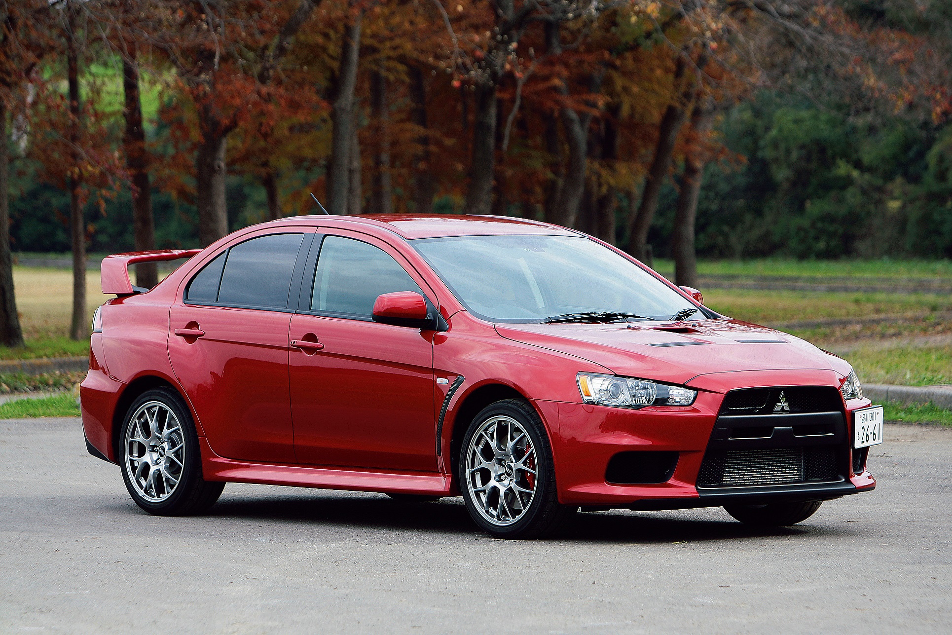 ランサーエボリューションX、マニアックな軽量化でハンドリングが確かに変わった！