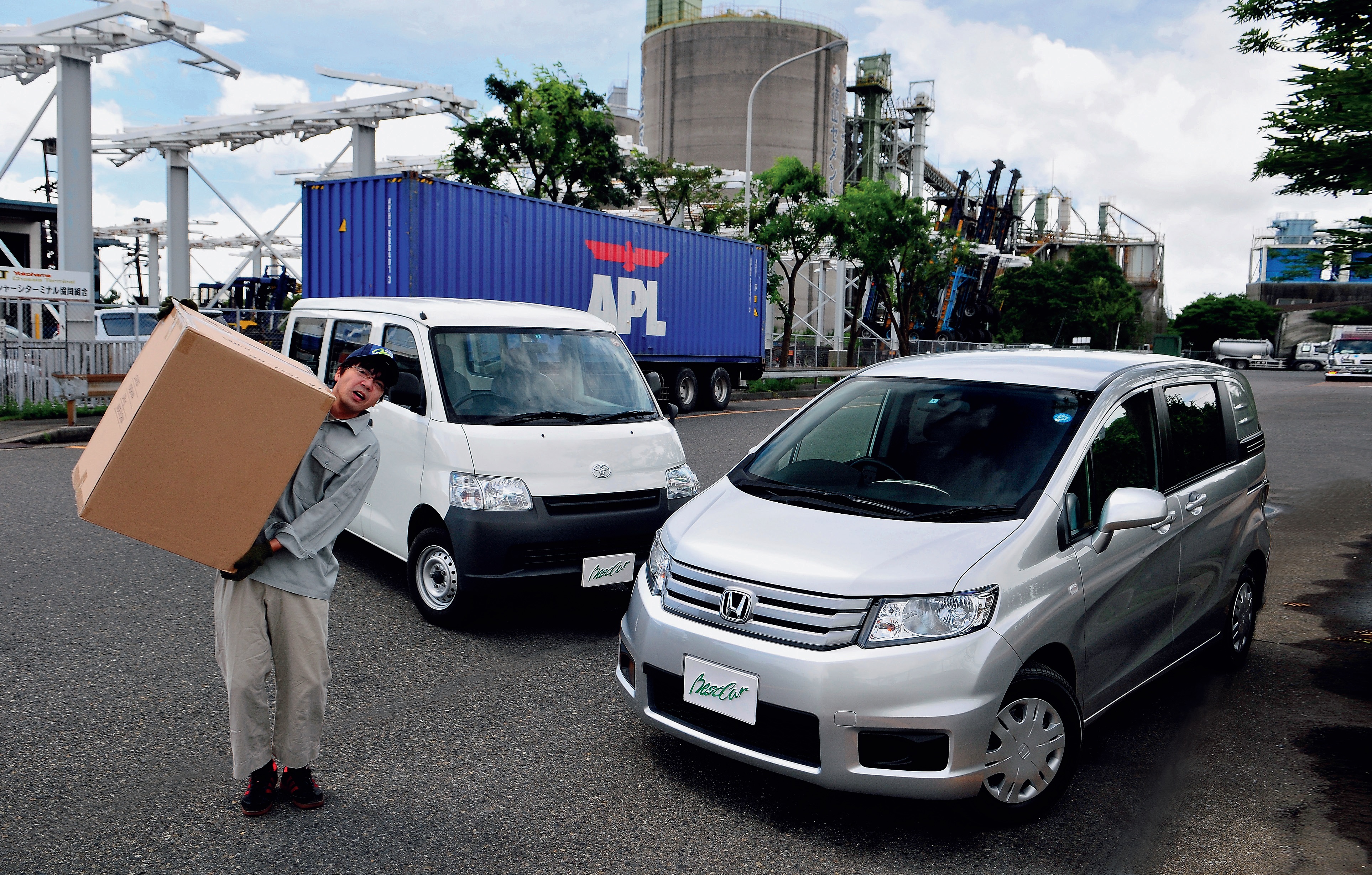 フリードスパイクの荷室はどれだけ広い