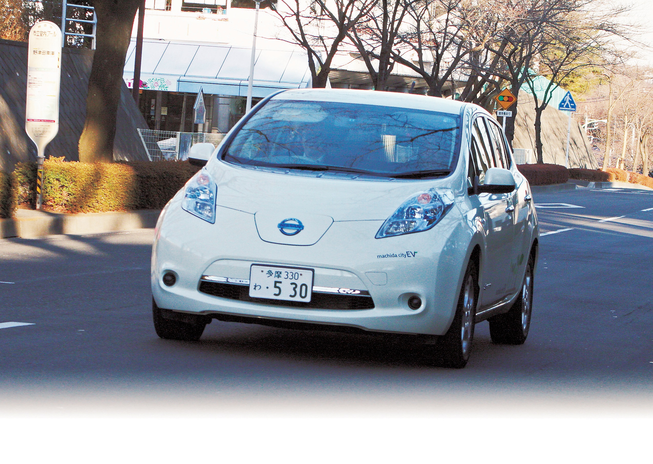 ついに公道で乗ったゼ！　日産リーフ最速試乗！！