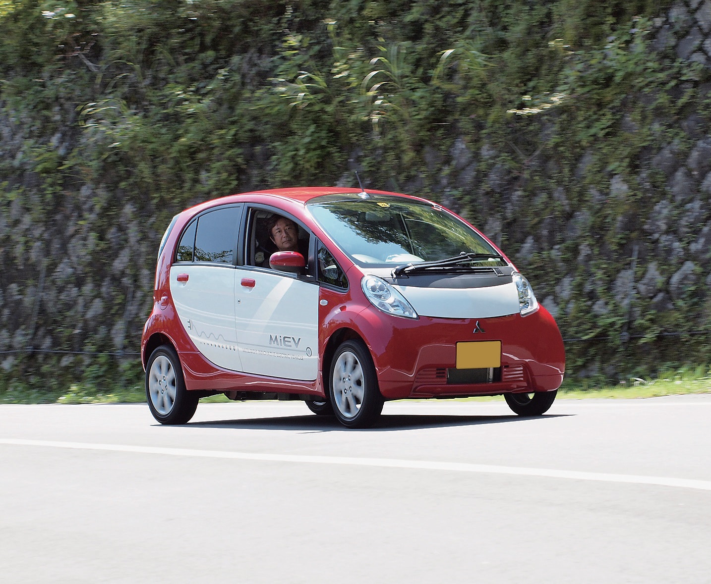 改良i Miev アイミｰブ 前途洋々 中古車なら グーネット