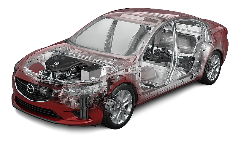 プラットフォームはCX-5系でボディ全体は安全面にも力が入れられる。SKYACTIV ボディは軽量で強靭なボディを実現