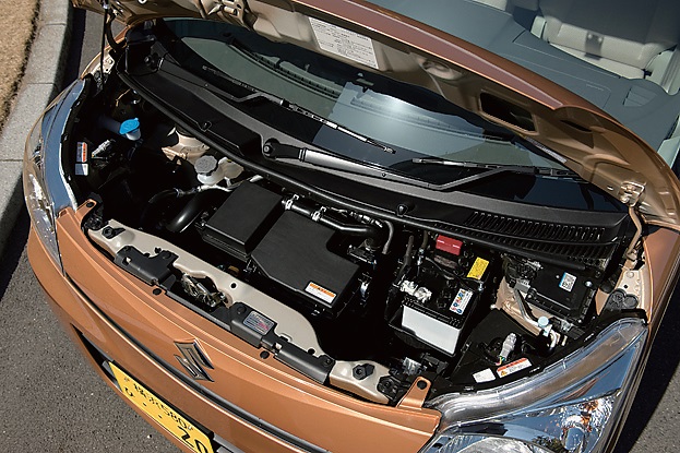 64ps、9.7kgmというパワー&トルクのターボエンジン。コンパクトカークラスに匹敵する加速力をみせる