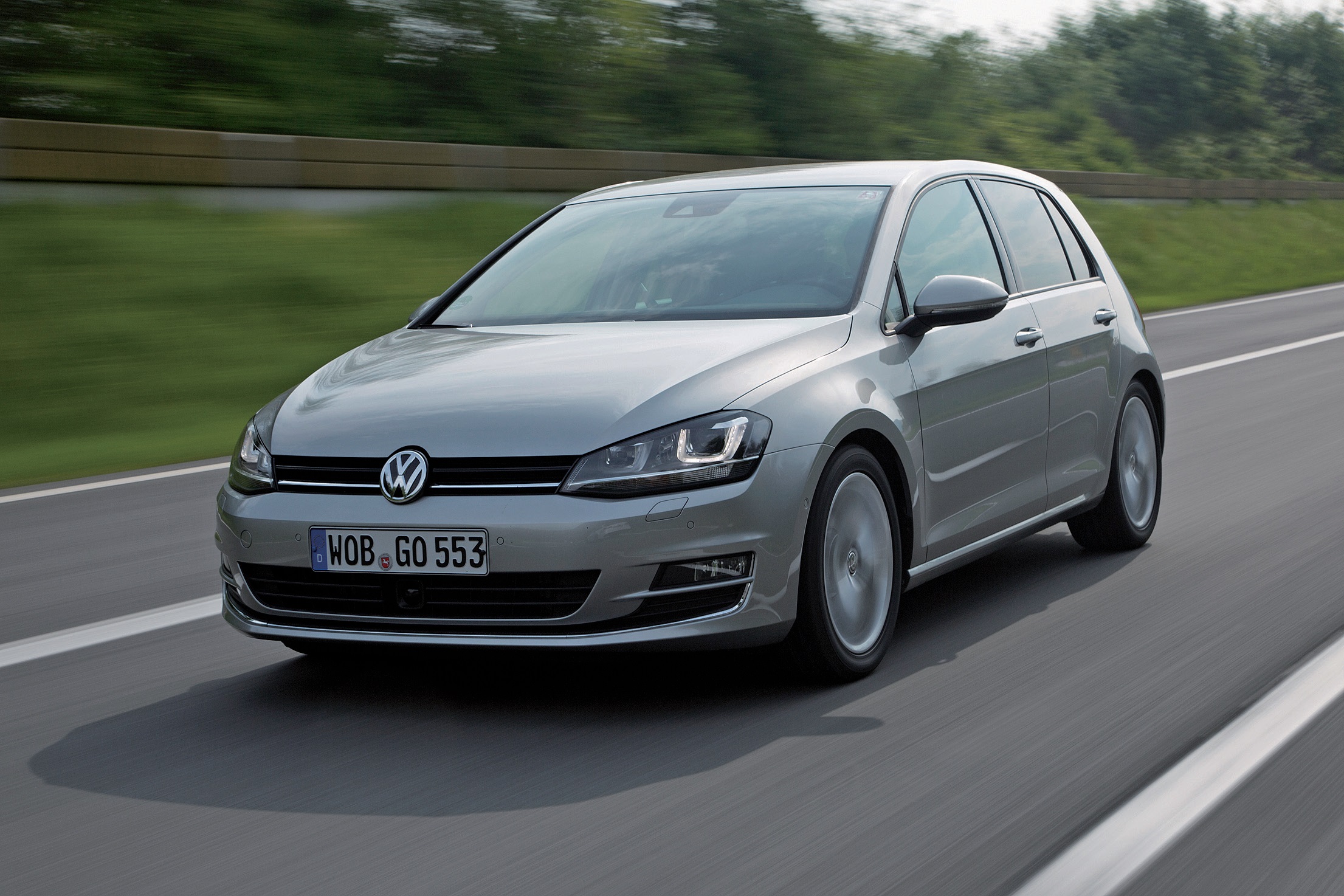 価格は驚愕の249万円から本命VWゴルフの驚くべき中身とは？