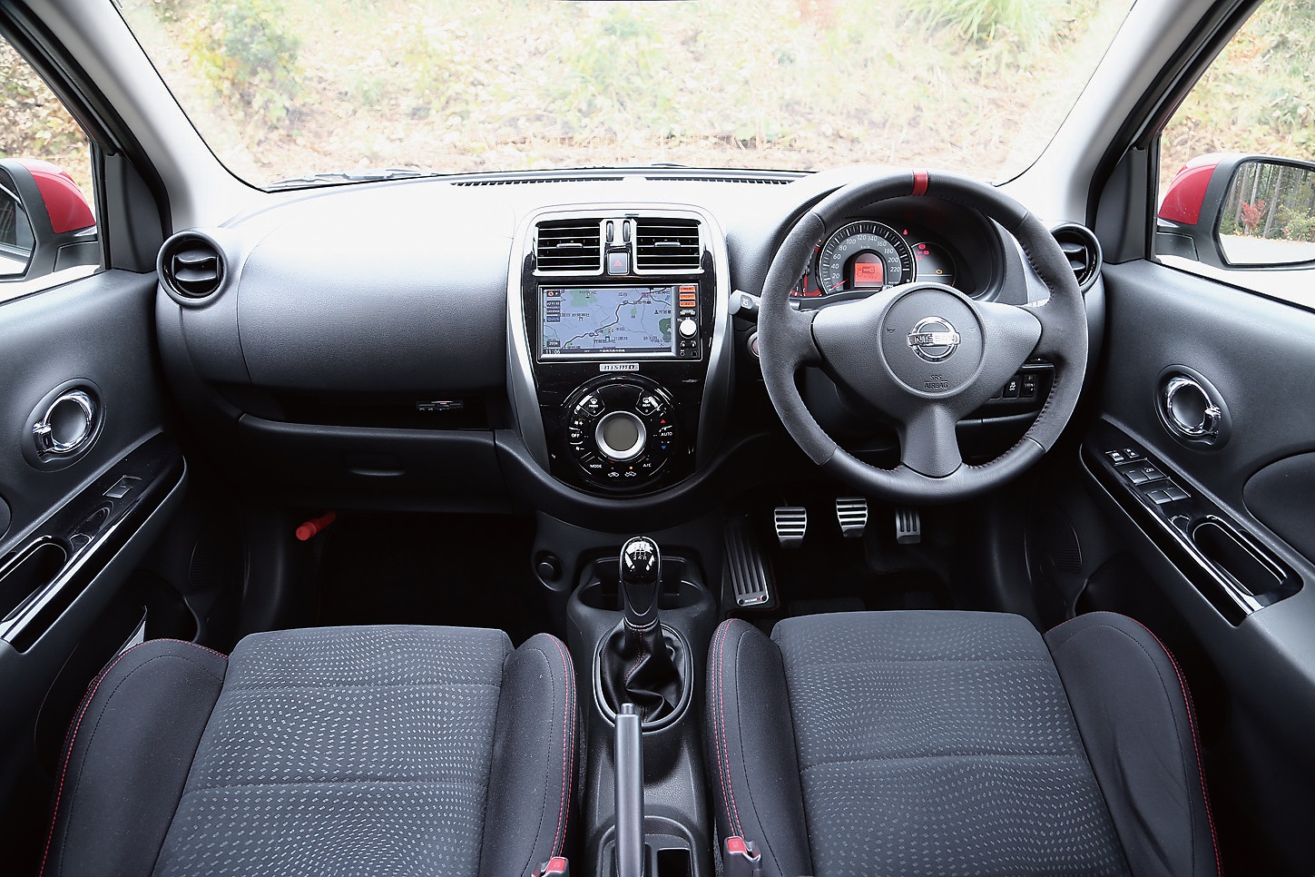 Gt Rに続いて マーチnisumo も準備完了 これらは手軽に楽しめる Nisumoテイスト だ 中古車なら グーネット Gt Rに続いて マーチnisumo も準備完了 これらは手軽に楽しめる Nisumoテイスト だ 中古車なら グーネット