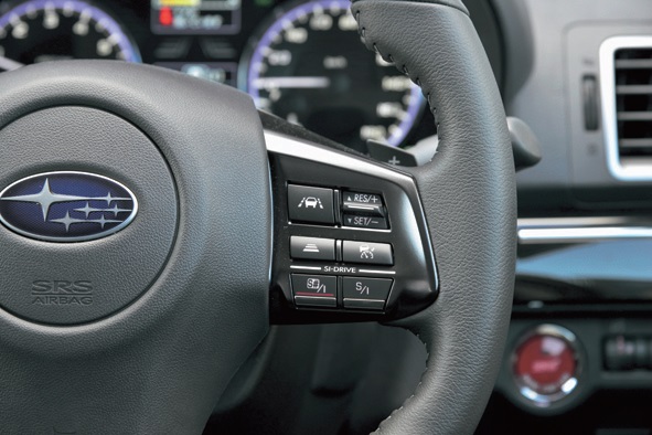 2L車に設定されているSIドライブは全グレードで「S」と「S♯」と「I」の3モードタイプが採用されているのが1.6L車との違い