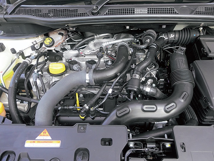1.2L直4直噴ターボエンジンはパワー&トルクは120ps、19.4kgmとなり、2L NA並みのトルクを2000rpmという低回転で発生させる