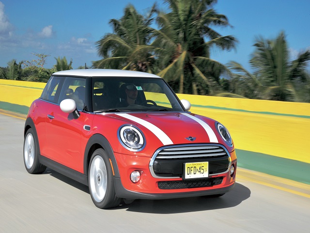 3代目　BMW MINIは格段に進化！！