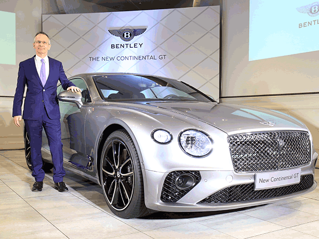 ベントレー コンチネンタル GTがフルモデルチェンジでラグジュアリーGTの新基準を示す