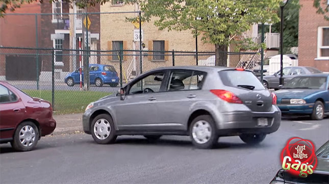 人のよさそうなおじいちゃんが豪快に決めるドリフト駐車 中古車なら グーネット 人のよさそうなおじいちゃんが豪快に決めるドリフト駐車 中古車なら グーネット