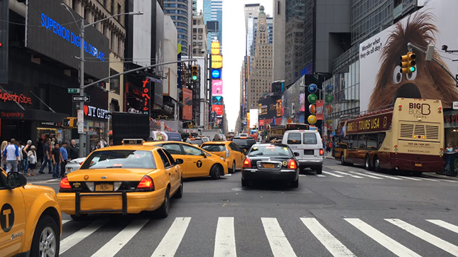 ニューヨークの街を走って見たら タクシーが日本車ばかり 中古車なら グーネット
