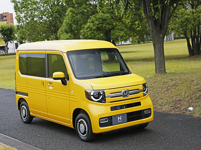 ホンダ N Van 助手席側大開口とフルフラット荷室が軽バンの常識を変える 中古車なら グーネット