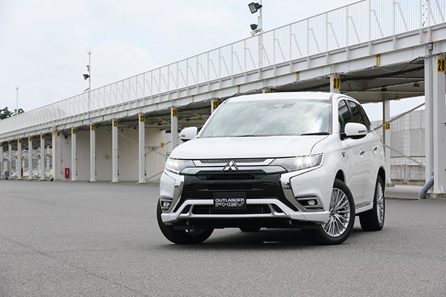 試乗レポート 三菱 アウトランダーphev19年モデル 新型の走りをいち早く体験 中古車なら グーネット