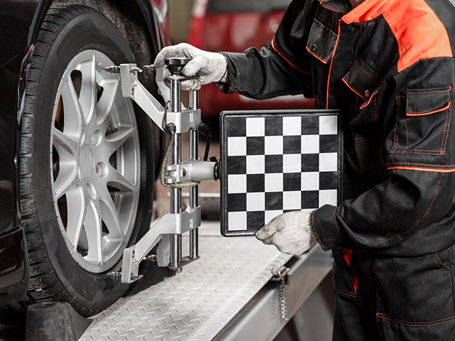 タイヤ交換時に行うホイールバランス調整の重要性と料金相場 車検や修理の情報満載グーネットピット