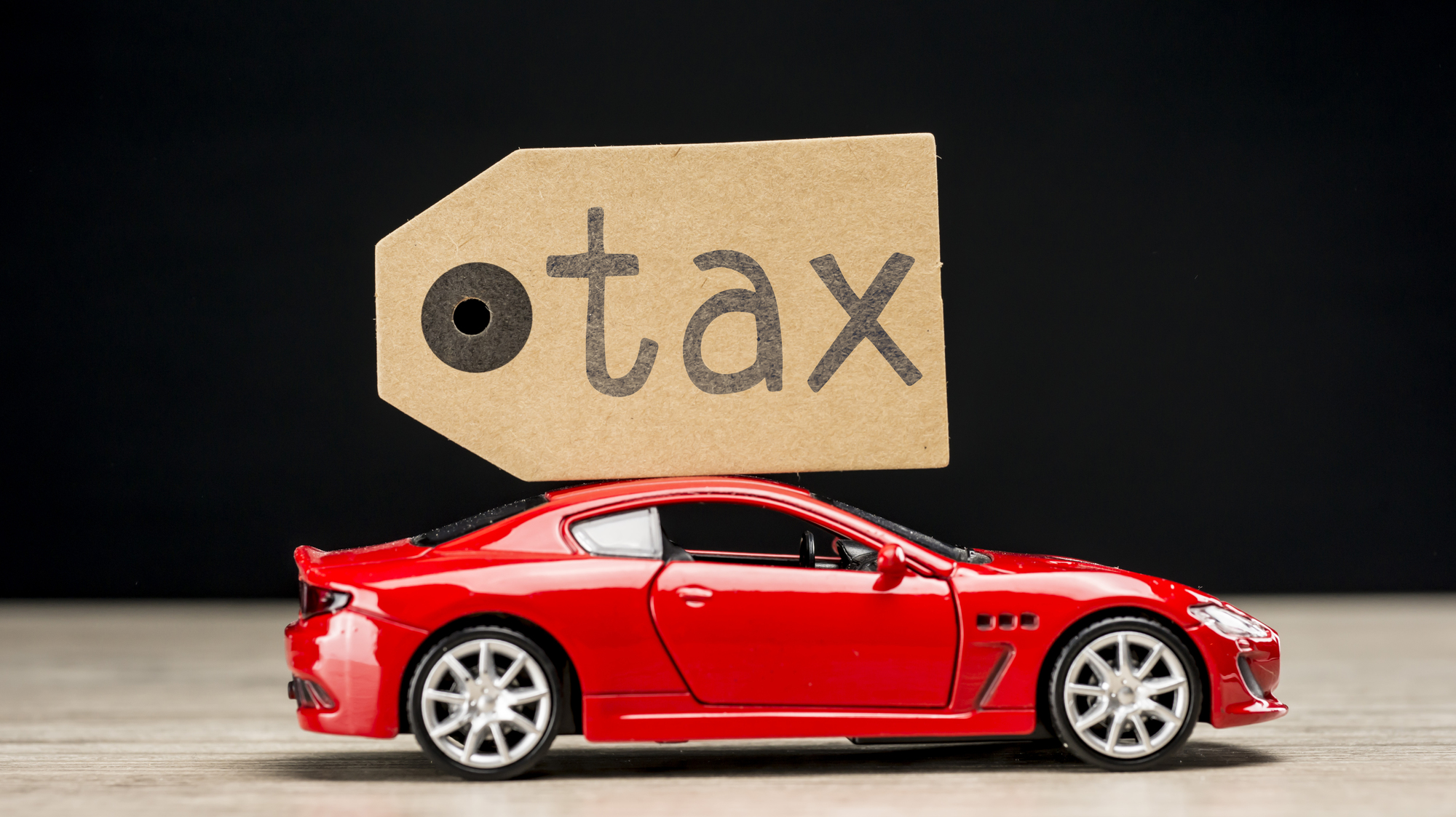 車の年式によって税金が変わる？