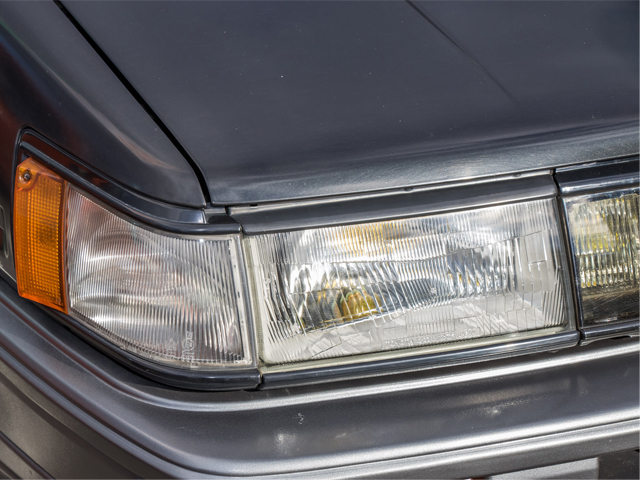 ヘッドライトが黄ばむ原因と黄ばみ除去 予防方法 車検や修理の情報満載グーネットピット