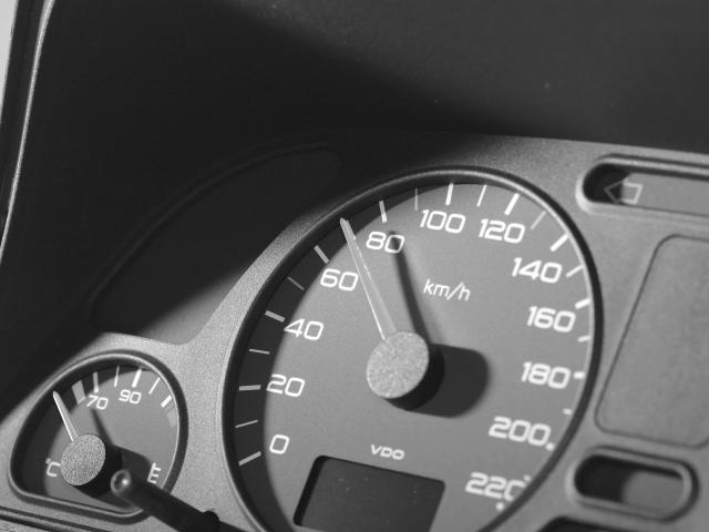 車のスピードメーターの仕組みと規格 車検や修理の情報満載グーネットピット