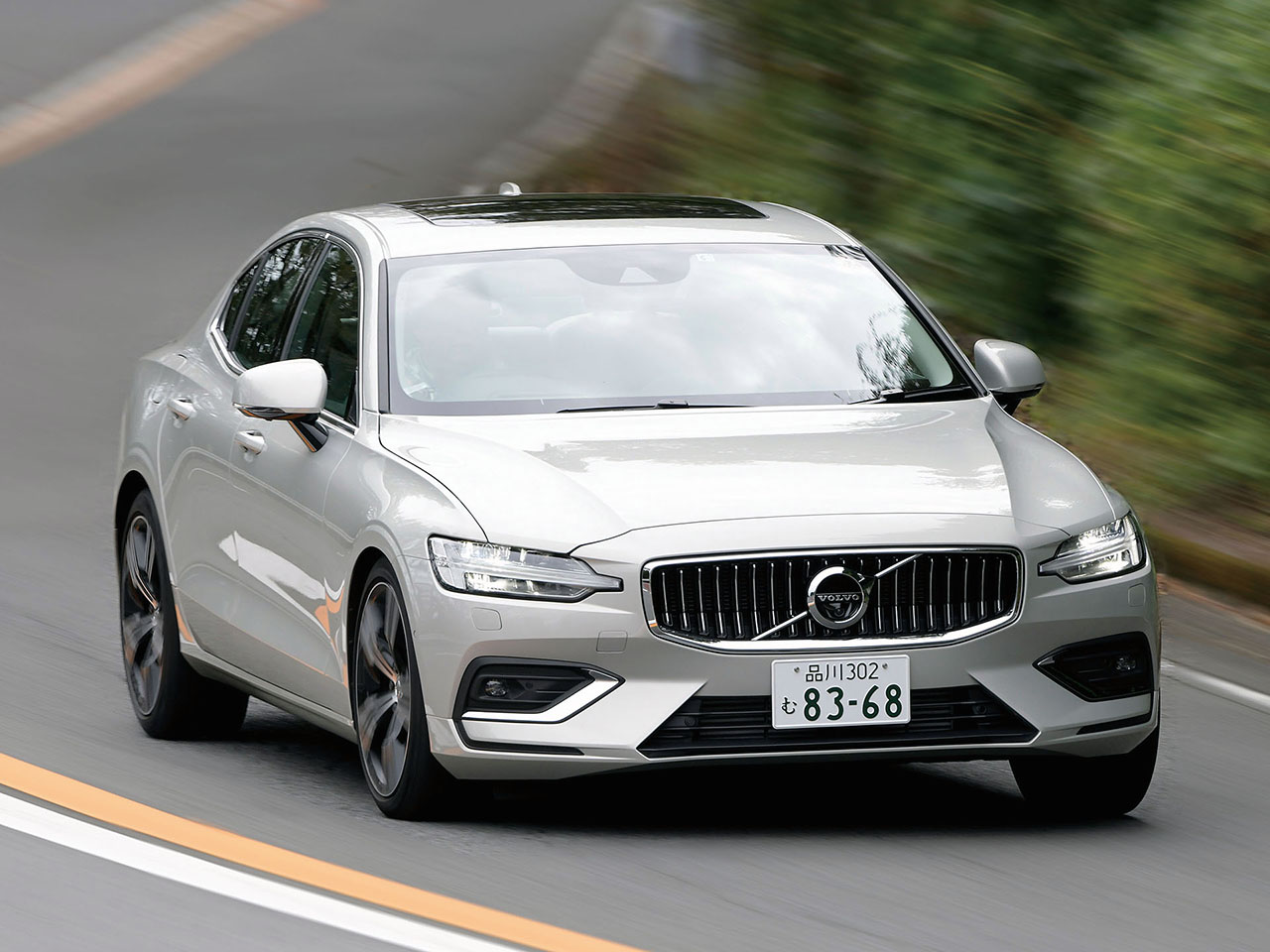 Volvo S60 フルモデルチェンジ 中古車なら グーネット