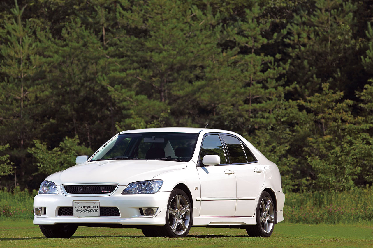 Toyota Altezza Sxe 10 1 中古車なら グーネット