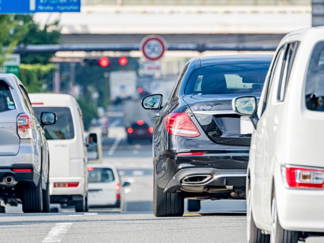 車の防犯ブザーを誤って作動させたときの止め方 中古車なら グーネット