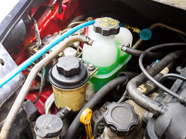 エンジン冷却水の補充 交換方法 不足や漏れはどうやってわかる 車検や修理の情報満載グーネットピット