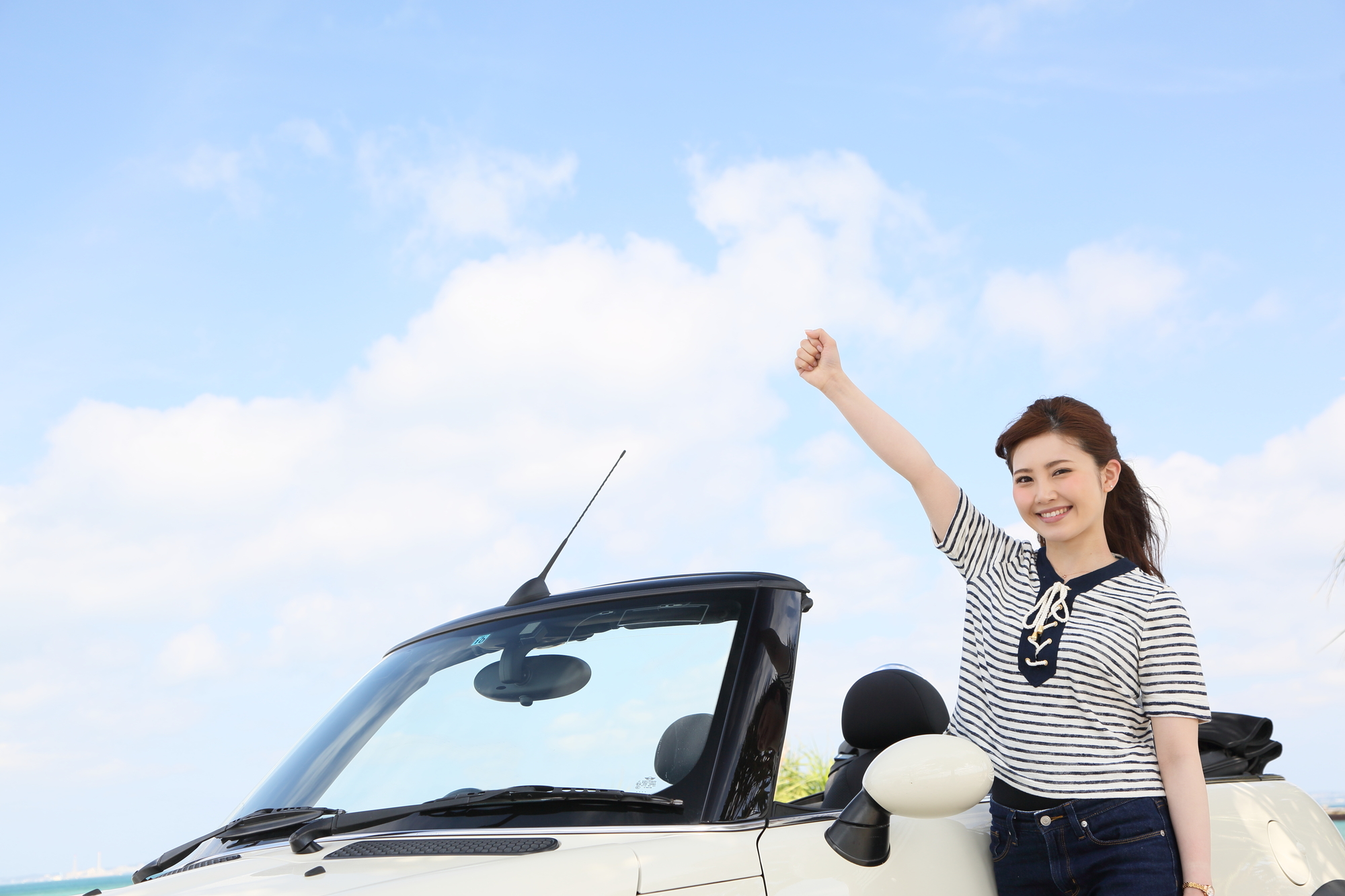 秋の残暑はオープンカーが快適 オープンカーの魅力と残暑を楽しむ際の注意点 中古車なら グーネット