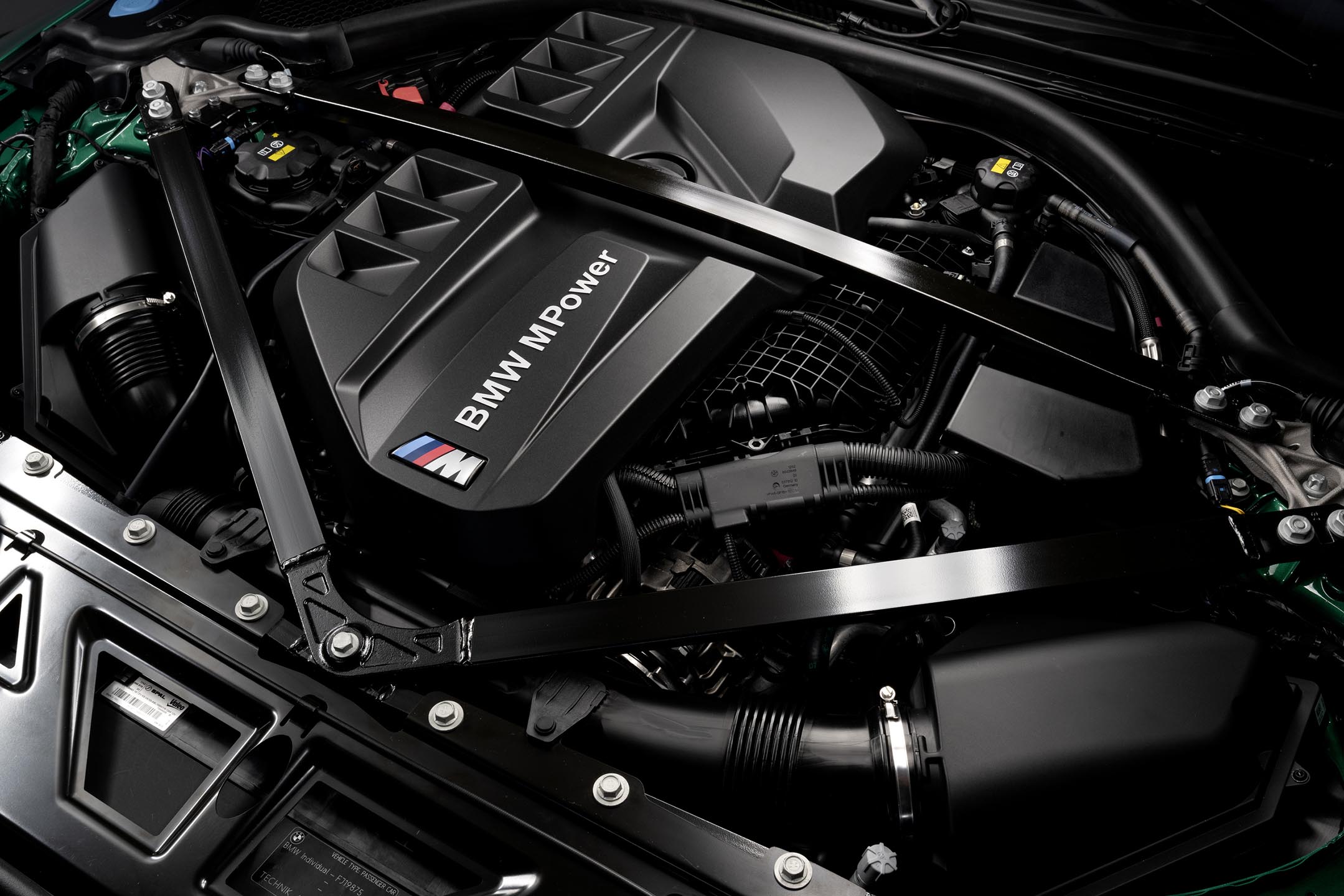 BMW M3 エンジン