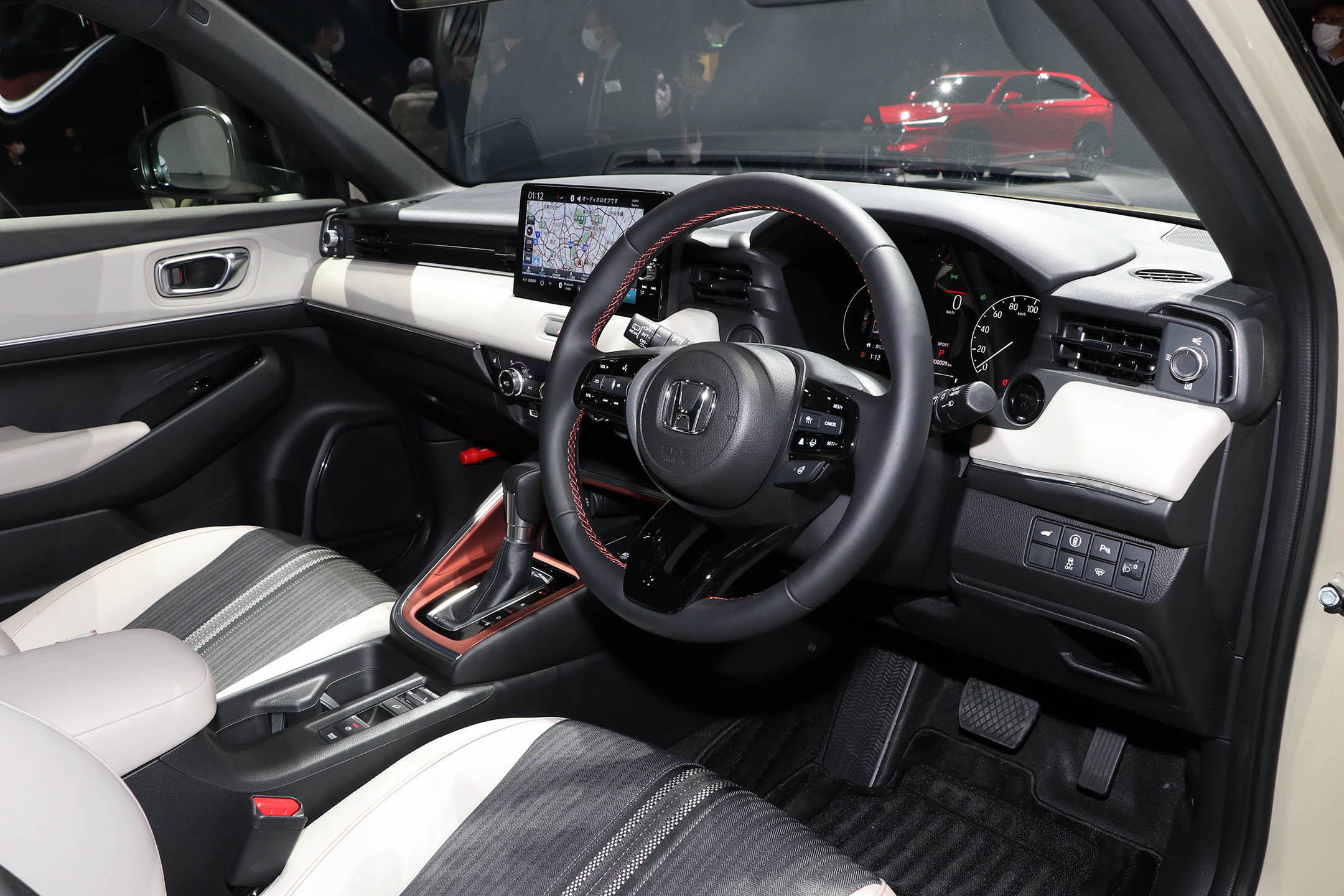ホンダ 新型ヴェゼル インテリア