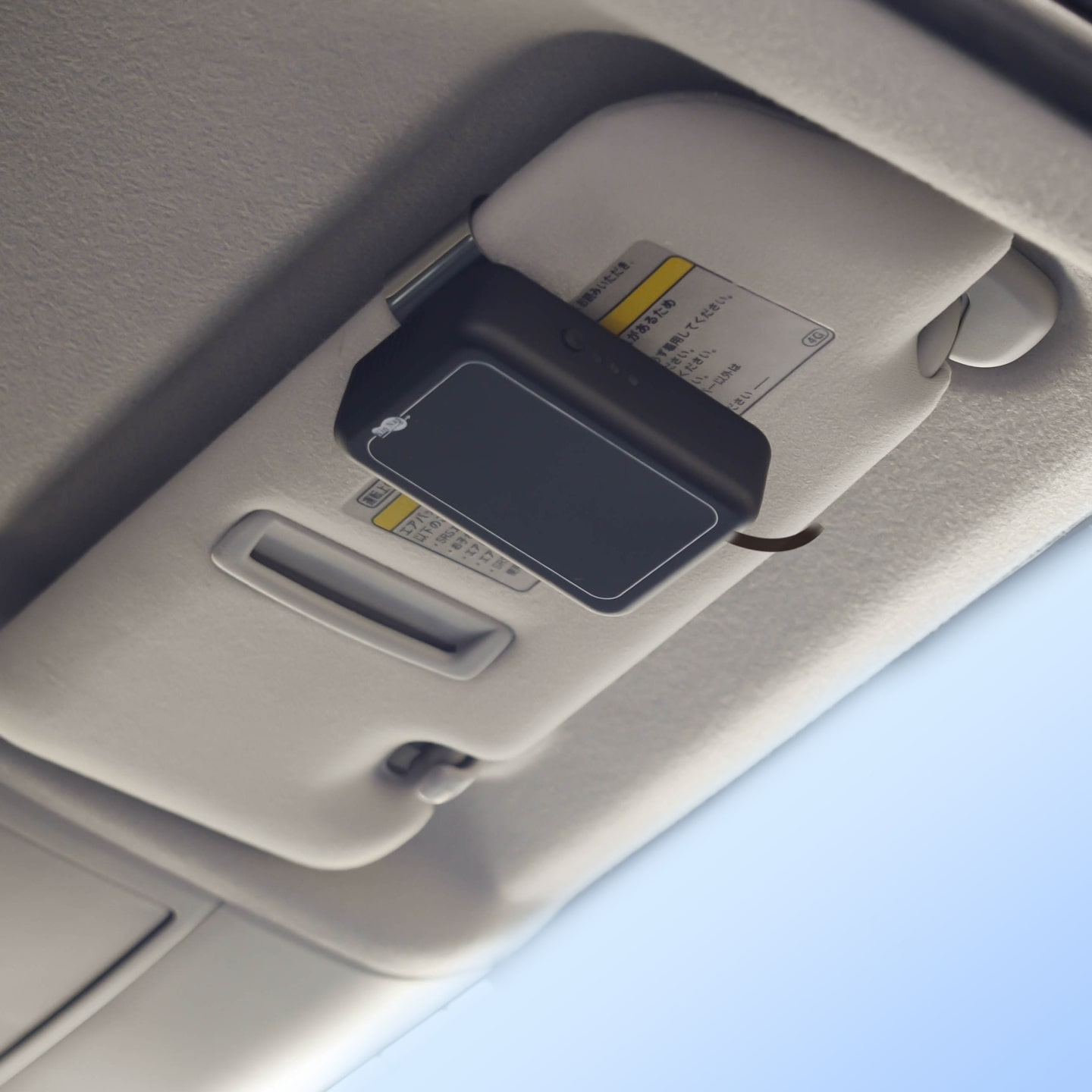 バイザーへの取り付け例