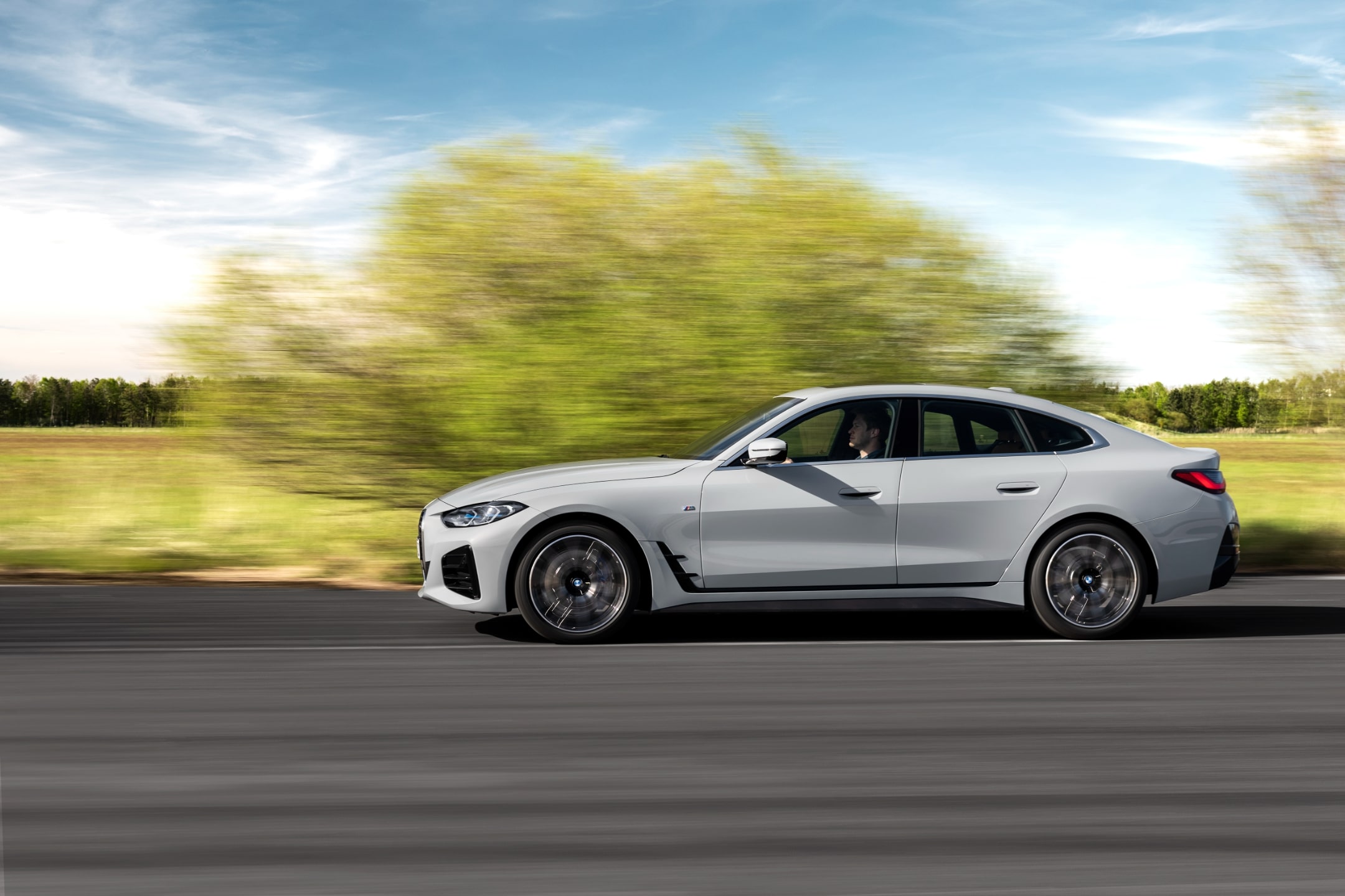 BMW4シリーズ グラン クーペ サイド2