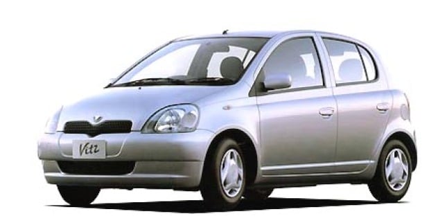 初代 ヴィッツ 10系（1999年～2005年）
