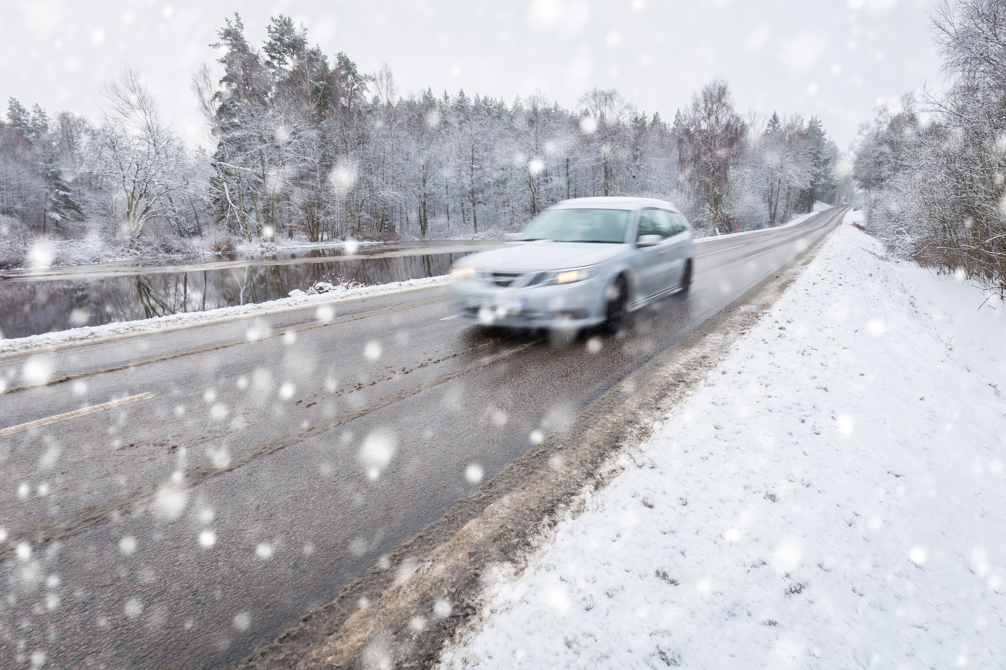 雪道に適しているのは4wd それともff Fr 中古車なら グーネット