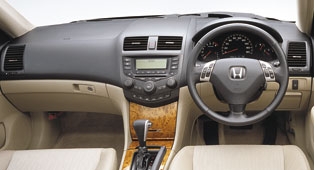 ホンダ アコード 24TL（5速AT）