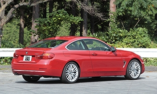 BMW 4シリーズ クーペ(背面)