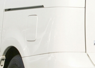 日産 プレサージュ（リアフェンダーのチェック）