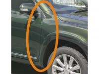 トヨタ ヴァンガード（隙間の幅と色調を比べる）