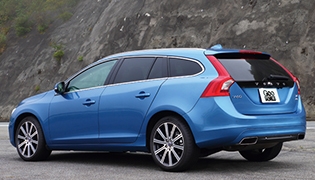 ボルボ V60