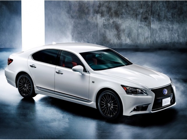 レクサス、｢Fスポーツ Xライン｣を4モデルに設定