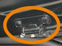 トヨタ ノア G’s（鉄板の接合部）