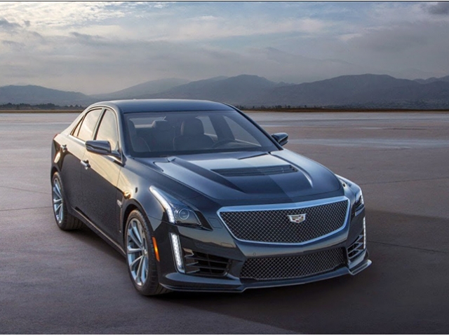 GM、デトロイトショーで新型｢キャデラックCTS-V｣を披露
