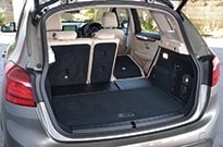 BMW 2シリーズ アクティブツアラー ラゲッジスペース