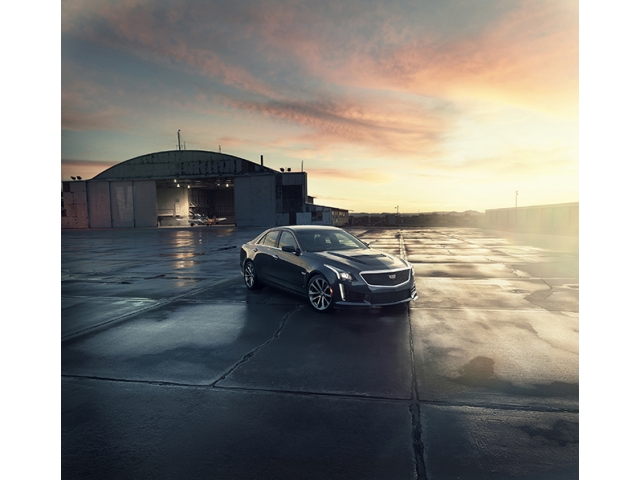 【キャデラック】新型「CTS-V」を日本導入 2015