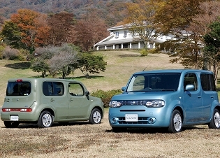日産 キューブ