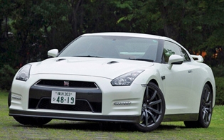 日産 GT-R