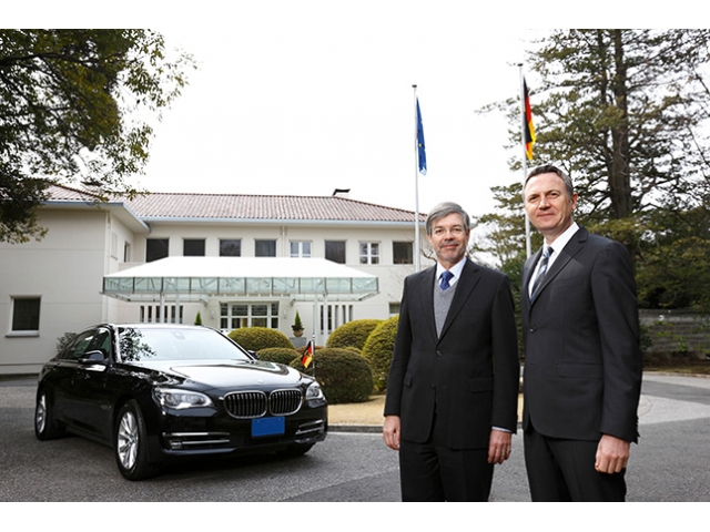 【BMW】駐日ドイツ大使館公用車として「アクティブハイブリッド 7 L」を納車